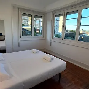  Hostel Hi - De Juventude